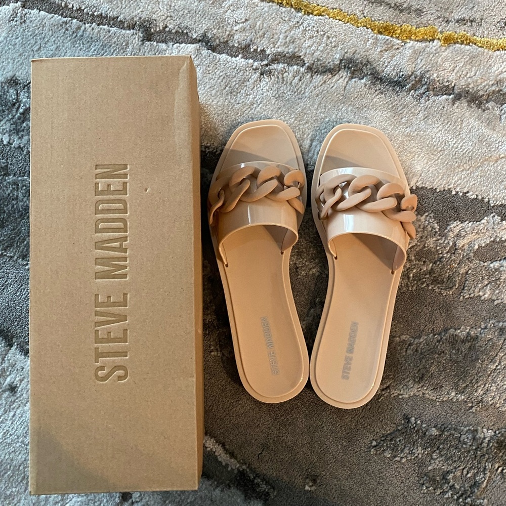 NWT Steve Madden jelly sandals - Picture 3 of 7